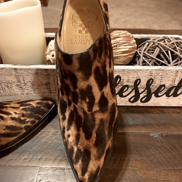 Vince Camuto ankle mohair leopard boots - Picture 4 of 10